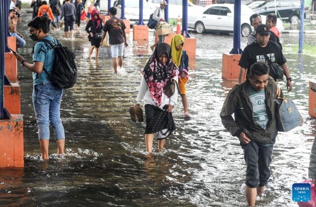 سیل شدید در مرکز اندونزی