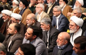 دیدار مسئولان نظام و سفرای کشورهای اسلامی با مقام معظم رهبری