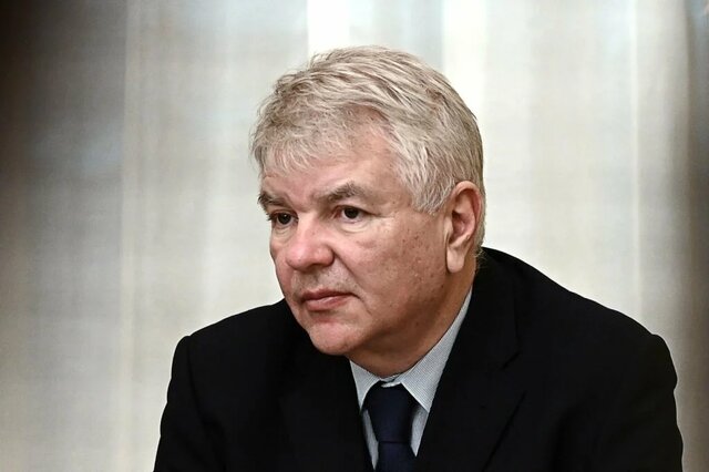 «الکسی مشکوف» سفیر روسیه در پاریس سفیر روسیه: فرانسه درباره حضور مزدورانش در اوکراین پاسخگو باشد