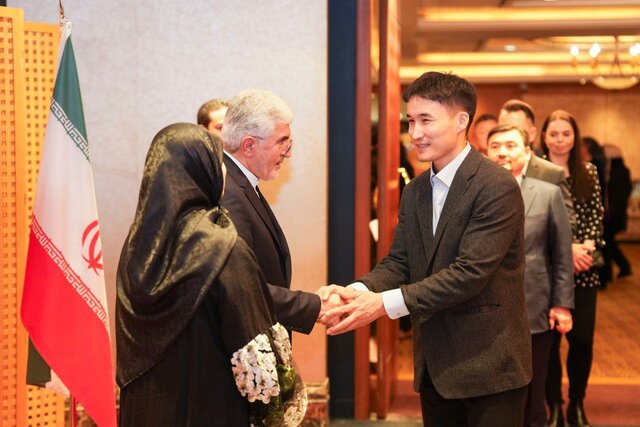 سفیر ایران در سئول: مبارزه با تحریمهای آمریکا، از راهبردهای اصلی سیاست خارجه است