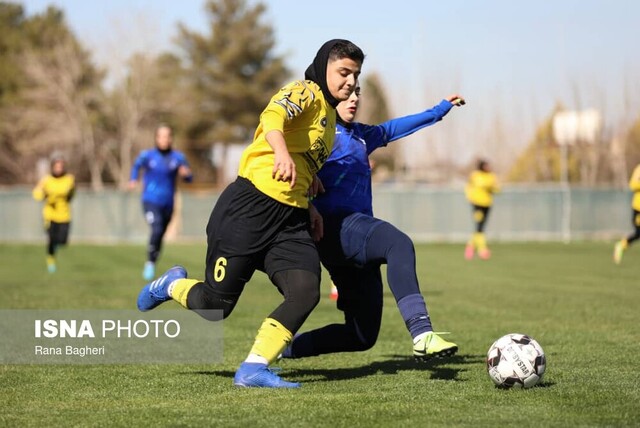 تیم فوتبال زنان ملوان در دیدار با سپاهان بازی را واگذار کرد