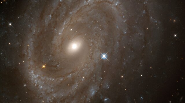 «تلسکوپ فضایی هابل» و دستاوردهای آن برای ستارهشناسی