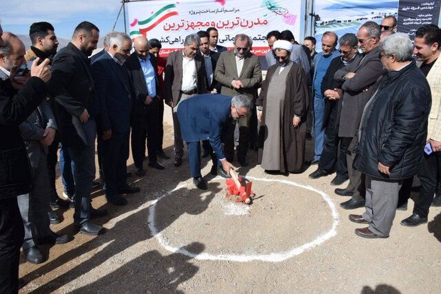 انقلاب اسلامی مقتدرتر از قبل در جهان نقش‌آفرین است