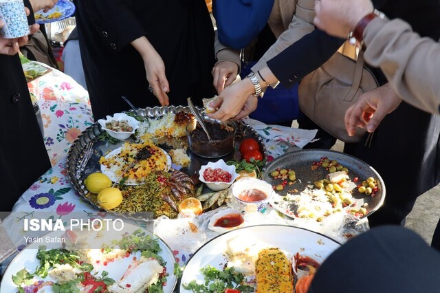 رقابتی رنگین، با طعم و عطر کیلکا +تصاویر