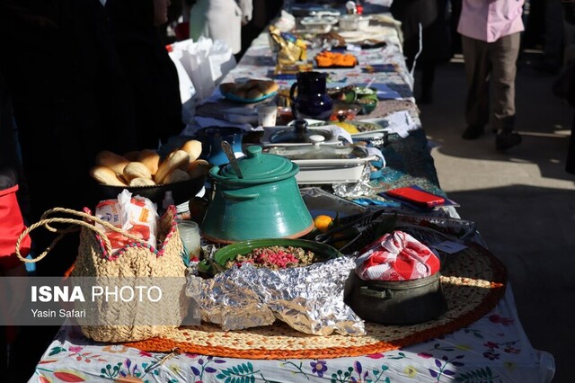 رقابتی رنگین، با طعم و عطر کیلکا +تصاویر