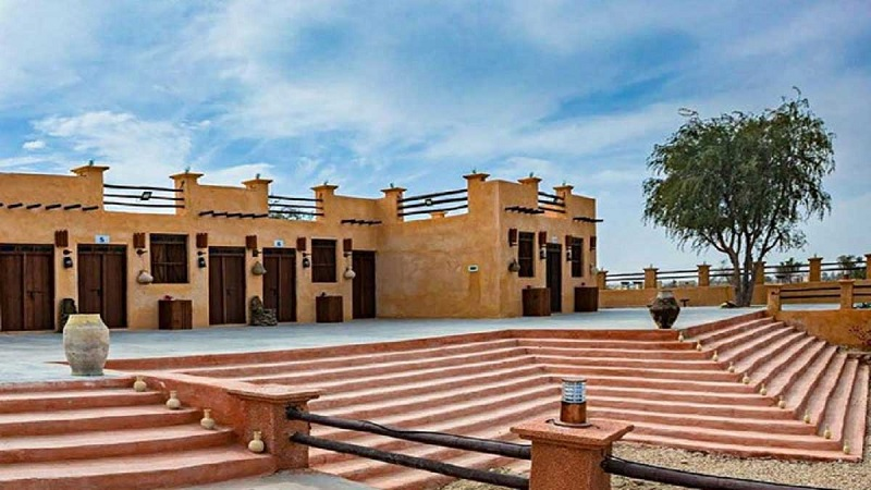 میدانهای مهم قشم کدامند؟