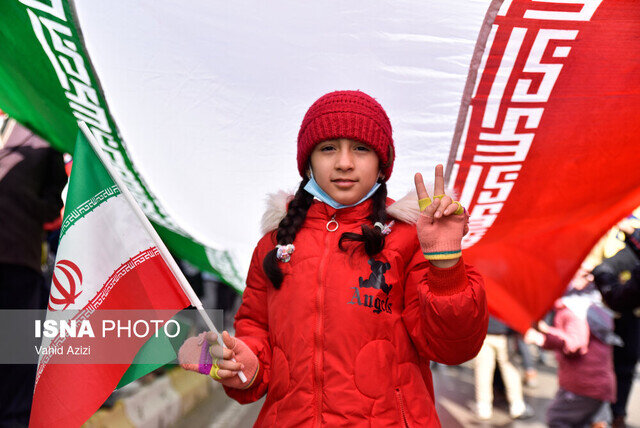 شکوه صبح صادق راهپیمایی ۲۲ بهمن در سراسر کشور