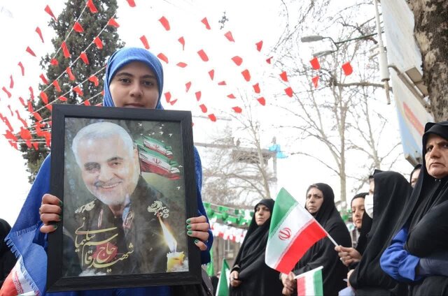 حضور حماسی مردم لرستان در راهپیمایی یومالله ۲۲ بهمن