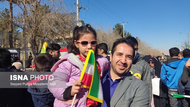 خروش مردم خراسان شمالی در راهپیمایی ۲۲ بهمن