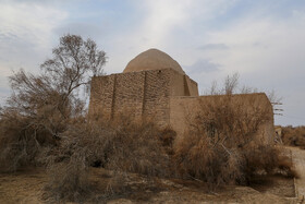 آرامگاه «محمد بن محمد بن زید بن امام سجاد(ع) در مرو قدیم ترکمنستان قرار دارد که برجسته‌ترین بنای سلطان قلعه می‏‌باشد 