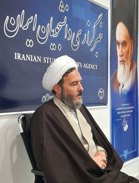 نماینده اصلح باید به نفع مردم و جامعه قانون وضع کند