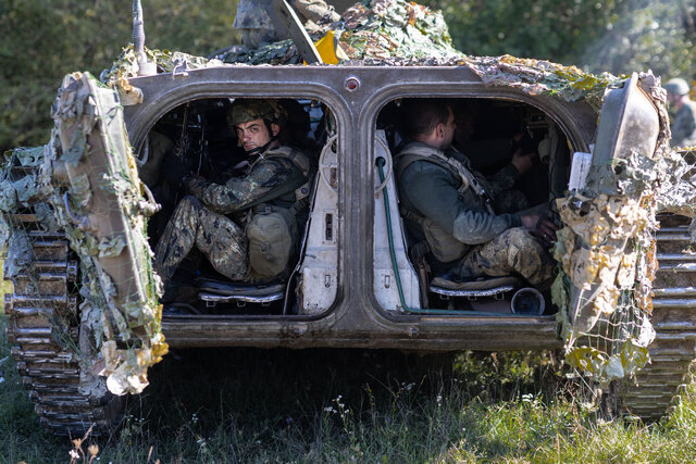 رسانه انگلیسی: زنگ خطر خروج از چتر حمایتی آمریکا برای اروپا به صدا درآمده است