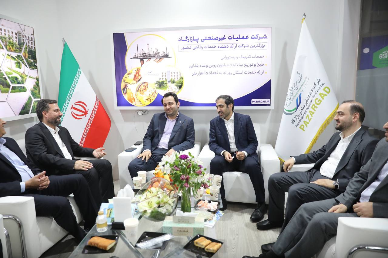 بانک صادرات ایران با هلدینگ خلیج فارس تفاهمنامه توسعه همکاری امضا کرد