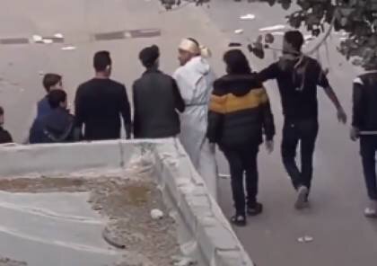 صهیونیستها جوان فلسطینی را در بیمارستان «ناصر» تیرباران کردند صهیونیستها جوان فلسطینی را در بیمارستان «ناصر» تیرباران کردند