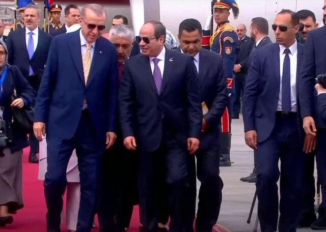 اردوغان بعد از ۱۲ سال به قاهره رفت اردوغان بعد از ۱۲ سال به قاهره رفت