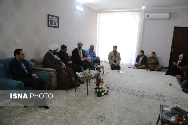 تجلیل نمایندگان رهبر انقلاب از جانبازان دفاع مقدس در خراسان شمالی