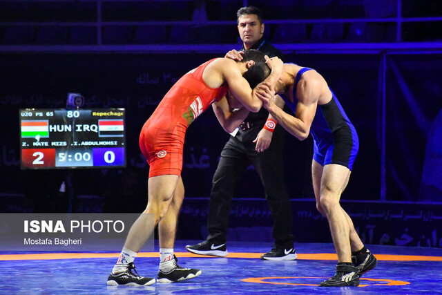 عکس تزئینی است. جریمه سنگین دلاری فدراسیون کشتی ایران از سوی اتحادیه جهانی