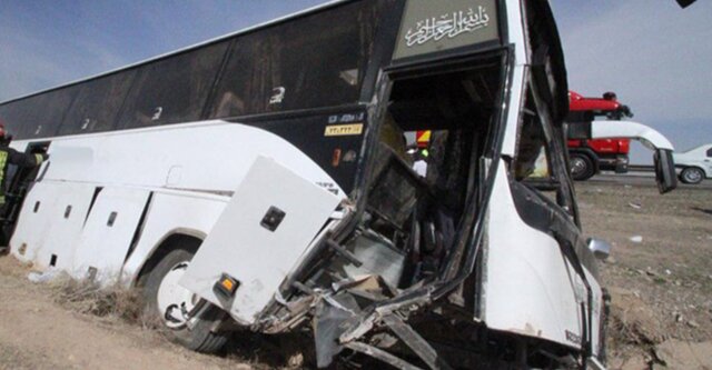 عکس تزیینی است خروج اتوبوس از جاده در محور فردوس - بشرویه با ۲۹ مسافر