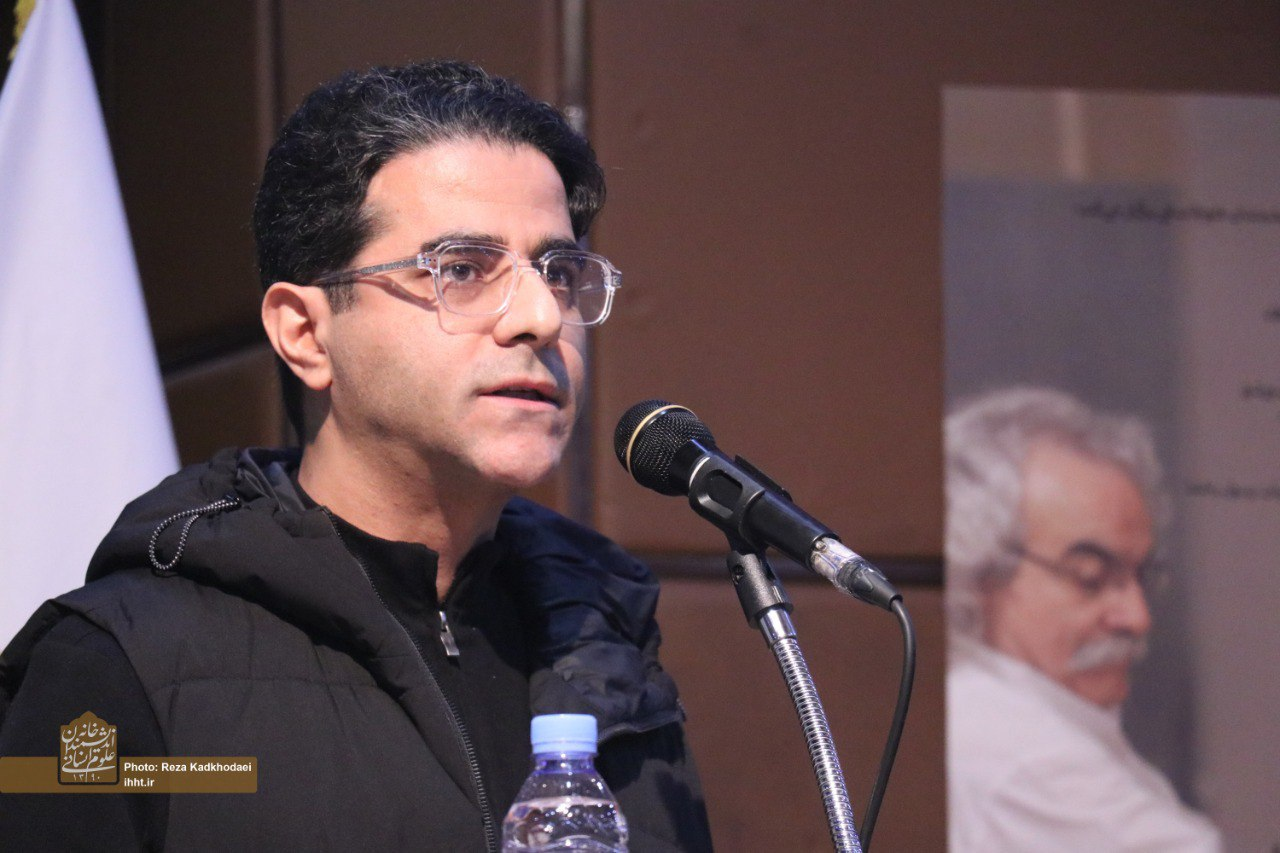 شاعری که بیخواب شعر فارسی بوده!