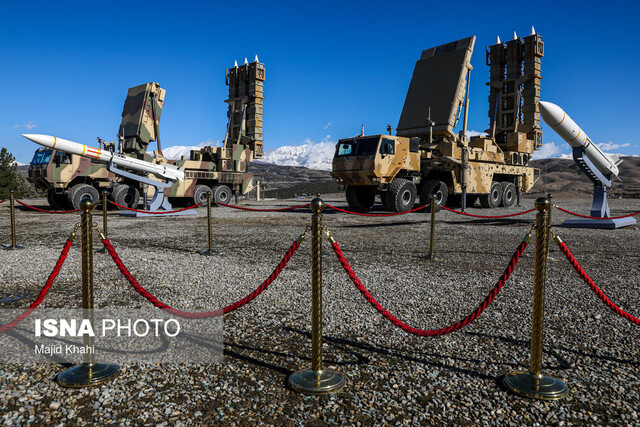 عکس تزئینی است سامانههای راداری، موشکی، جنگالی و پهپادی وارد چرخه پدافند هوایی کشور میشود