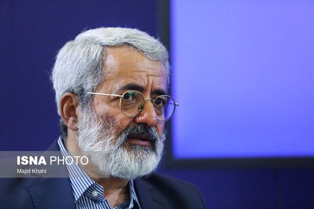 باید به شدت مراقبت کرد تا تکریم امام جنبه صوری پیدا نکند باید به شدت مراقبت کرد تا تکریم امام جنبه صوری پیدا نکند