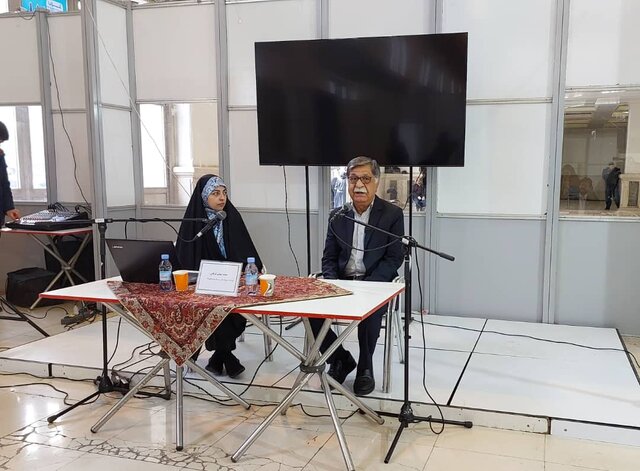 روزنامهنگار وابسته قابل شماتت است/ پاکدست نباشید عذاب وجدان میگیرید