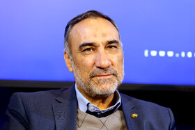  مجید سلطانی مدیرعامل شرکت مخابرات ایران در غرفه ایسنا