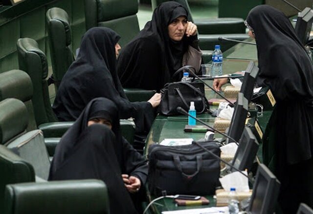 عکس تزیینی است دومین نماینده زن استان کرمانشاه راهی خانه ملت شد