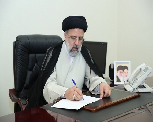 ابلاغ ماده واحده «انتخاب رئیس شورای هنر شورای عالی انقلاب فرهنگی» از سوی رئیس جمهور ابلاغ ماده واحده «انتخاب رئیس شورای هنر شورای عالی انقلاب فرهنگی» از سوی رئیس جمهور