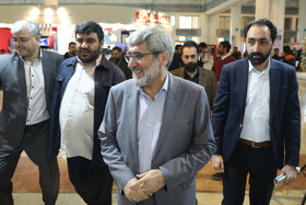 عبدالله ضیغمی جانشین قرارگاه جبهه رسانه های انقلاب اسلامی در غرفه ایسنا