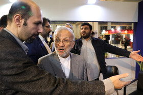 منوچهر متکی در غرفه ایسنا - چهارمین روز نمایشگاه رسانه‌های ایران