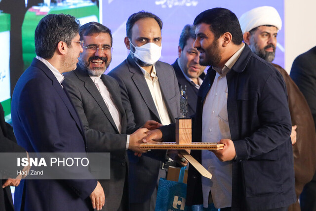 «ایسنا» غرفه برتر نمایشگاه رسانههای ایران شد