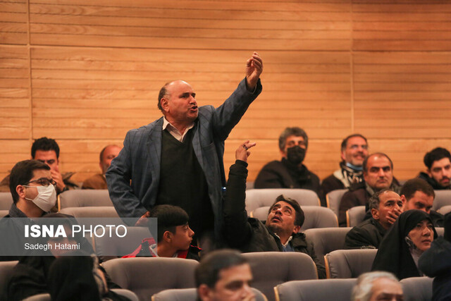 اللهکرم: اصلاحطلبان برای مردم تمام شدهاند/ جوادی حصار: پس چرا انقدر از آنان میترسید؟