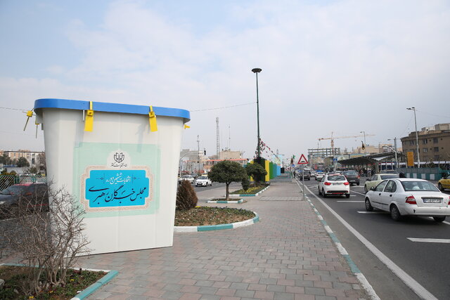 نصب ۱۰۰۰ سازه تبلیغاتی انتخابات در پایتخت/ کمپین «انتخاب درست» بر روی عرشههای پلها