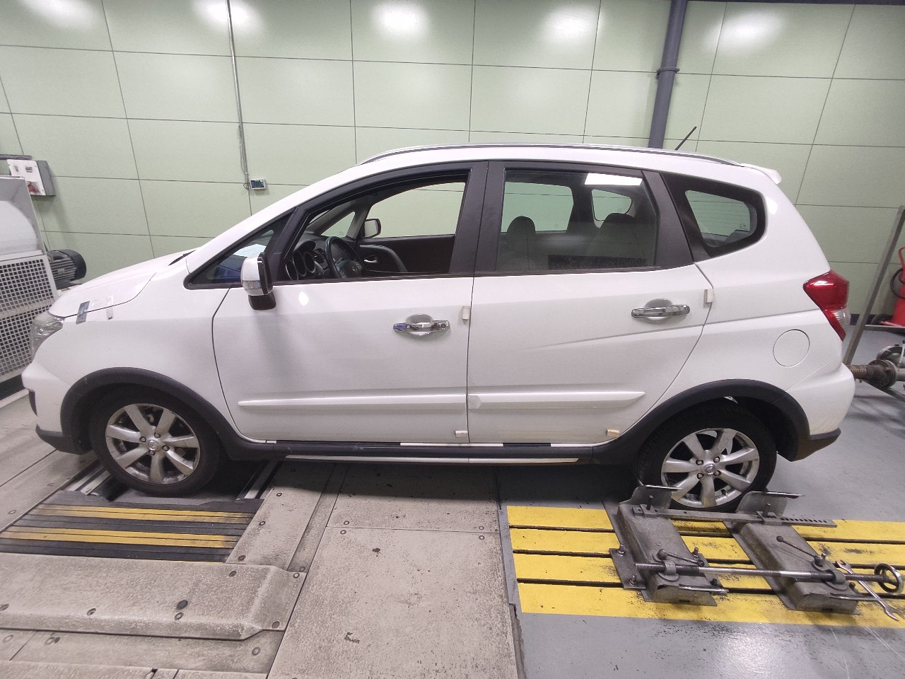 درباره علم تغییر نرمافزاری خودروها بیشتر بدانید