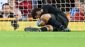 تیغ انتقاد به طرف بکر!