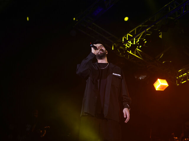 ببینید/ شبی که آهنگهای علی یاسینی را مخاطبانش انتخاب کردند