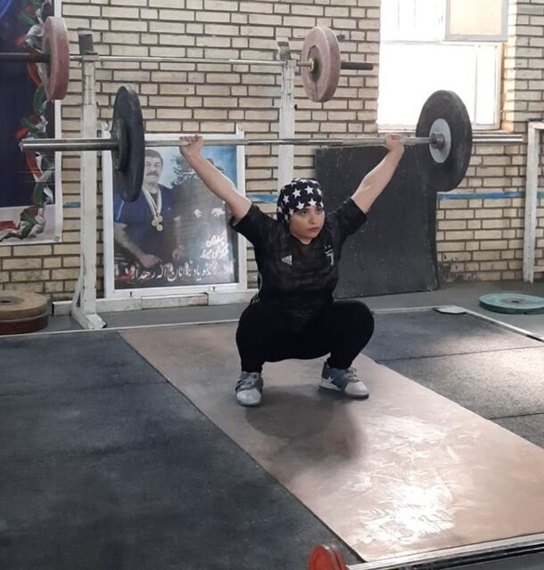 وزنهبرداری زنان خوزستان پیشرفت خوبی دارد/ حضورم در تیمملی رویایی دست یافتنی است