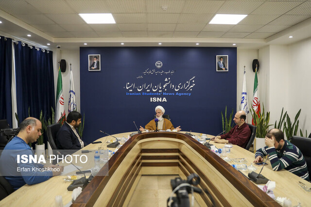 رسانهها اهمیت انتخابات خبرگان را برای مردم نشان دهند رسانهها اهمیت انتخابات خبرگان را برای مردم نشان دهند