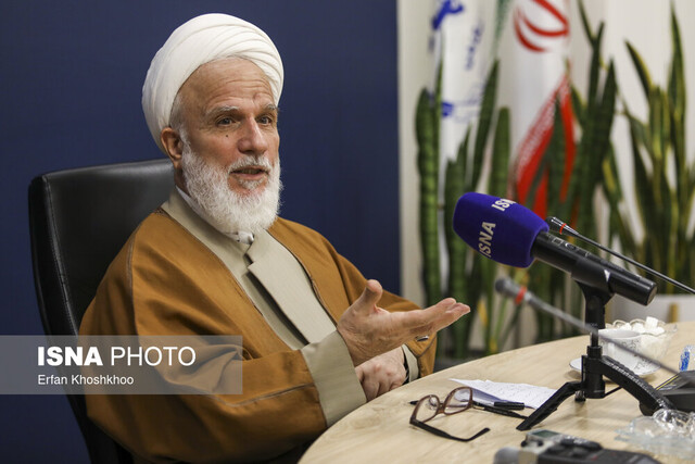 رسانهها اهمیت انتخابات خبرگان را برای مردم نشان دهند