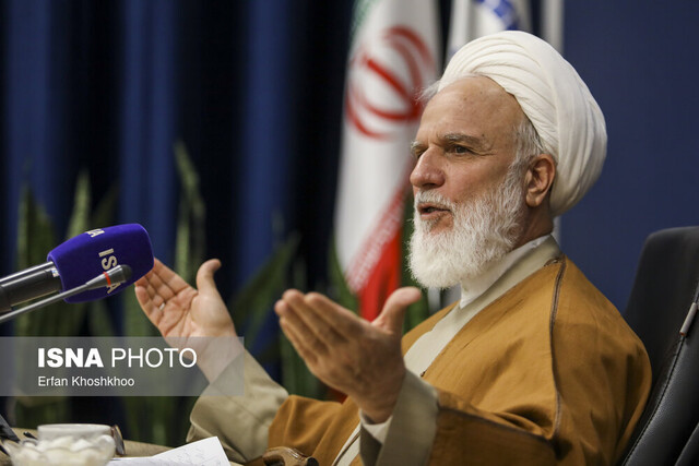 رسانهها اهمیت انتخابات خبرگان را برای مردم نشان دهند