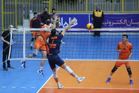دیدار تیم های والیبال نیان الکترونیک مشهد و سایپا تهران