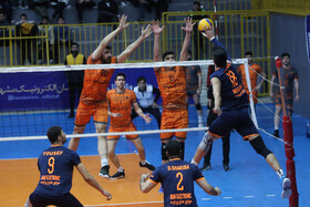 دیدار تیم های والیبال نیان الکترونیک مشهد و سایپا تهران