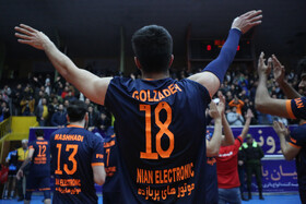 دیدار تیم های والیبال نیان الکترونیک مشهد و سایپا تهران
