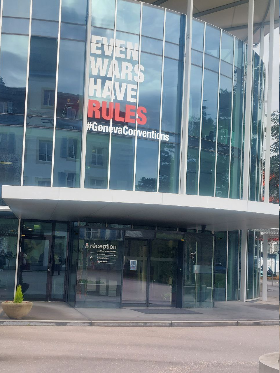 امیرعبداللهیان: رویکردهای سیاسی مانع از به نتیجه رسیدن تلاشها برای توقف جنایات در غزه شده است