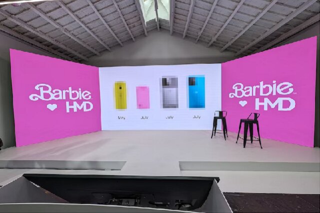 تصویر تزئینی است تلفن همراه باربی به دنیای واقعی میآید!