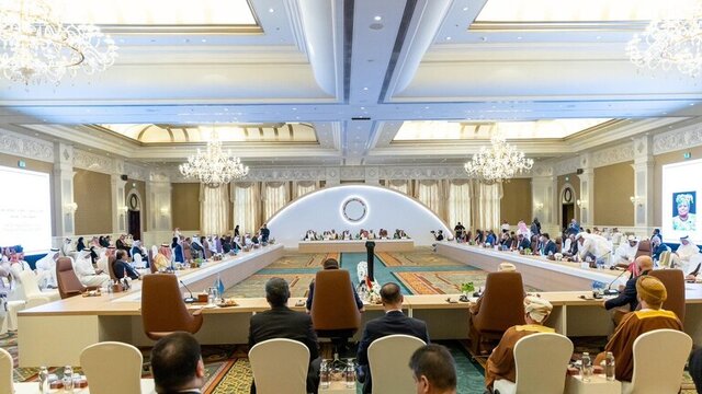 دیدار وزیر اقتصاد رژیم صهیونیستی با وزیر تجارت سعودی در ابوظبی دیدار وزیر اقتصاد رژیم صهیونیستی با وزیر تجارت سعودی در ابوظبی