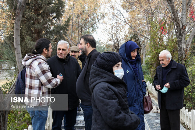 پیکر پرویز ربیعی در جوار احمد رسول‌زاده آرام گرفت