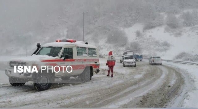 عکس تزئینی است امدادرسانی به ۲۰ هزار نفر در برف و کولاک ۶ روز اخیر/ایجاد یک اردوگاه اسکان اضطراری در چابهار
