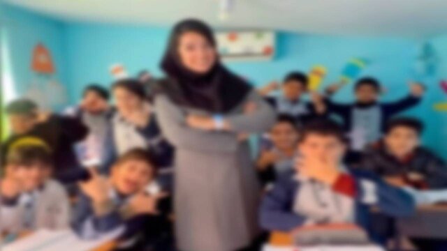 فعالیت معلم بلاگرها قانونی است؟ فعالیت معلم بلاگرها قانونی است؟